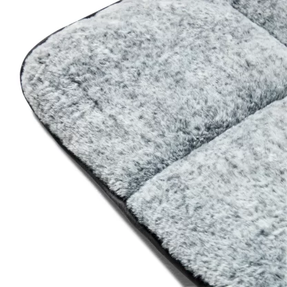 Portable Pet Travel Mat, 66 x 90 cm, Quilted Plush Grey, Foldable with Carry Handles