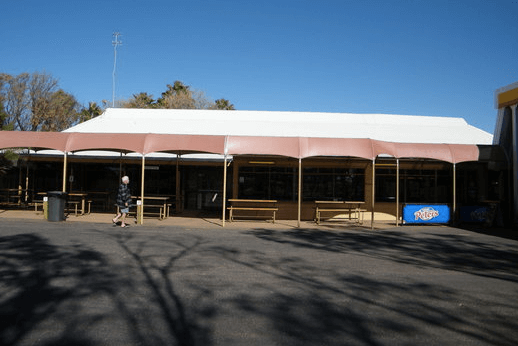 Erldunda Roadhouse – Ghan area | The Best Dog friendly road trips NT - Dog friendly holiday ideas Northern Territory

