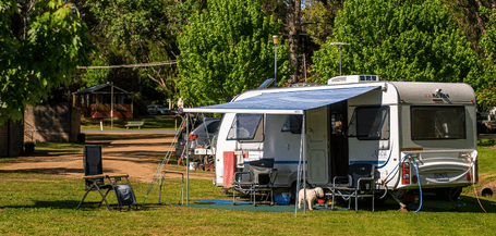 Beechworth Lake Sambell Caravan Park - Pet friendly caravan parks Victoria