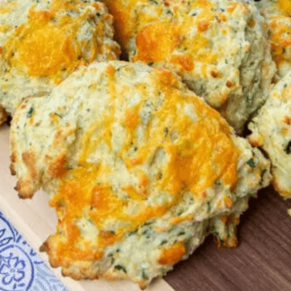 Chopped Spinach and Cheddar Cheese Biscuits – Home Made Dog Food Recipe