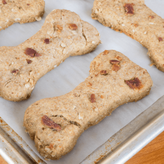 Savory Bacon, Cheddar, and Oatmeal Dog Biscuits – Home Made Dog Food Recipe