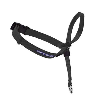 Control leash pulling, lunging, and barking in minutes with the Beau Pets Gentle Leader Headcollar in Black. Includes step-by-step training DVD.