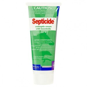 Antiseptic wound cream with insecticide for animals